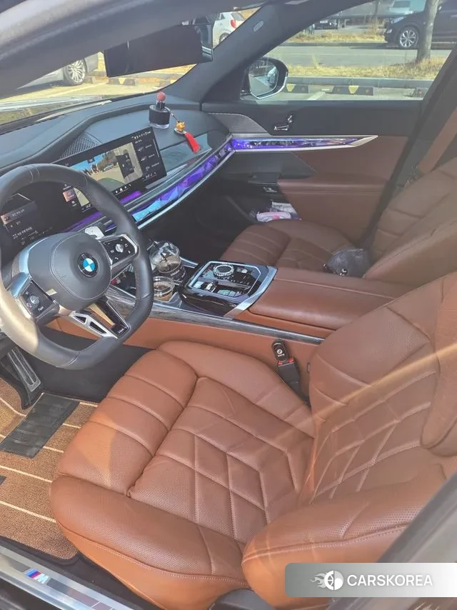 BMW 7 Series (G70) 2024 Черный из Кореи, фото 6