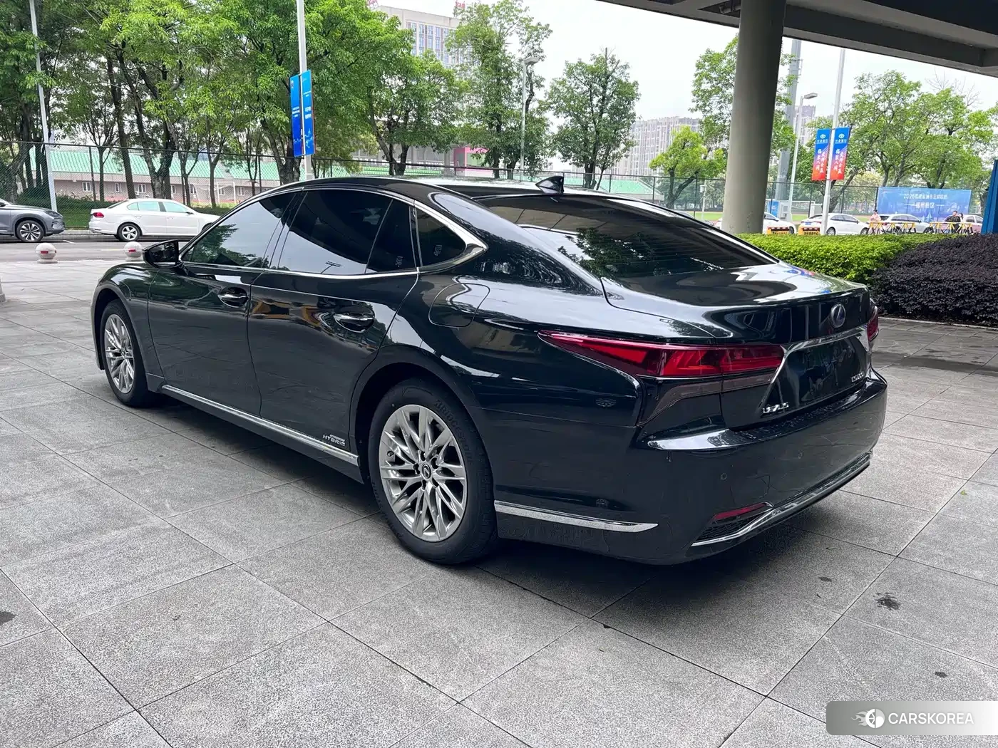 Lexus LS id 4654471 из Китая 7