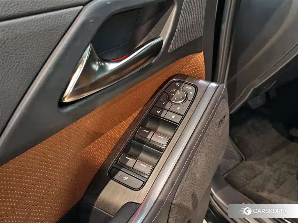 Lexus GX id 4599622 из Китая 26