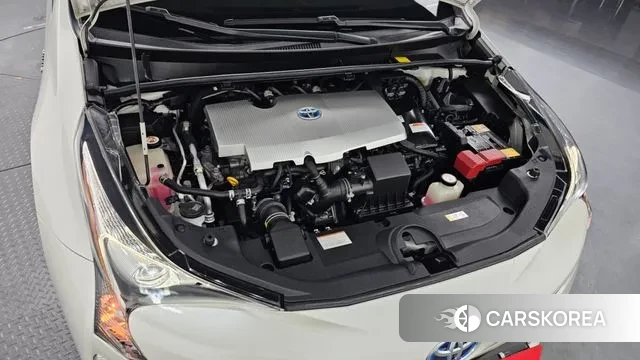 Toyota Prius 4th Generation id 3413391 из Кореи 16