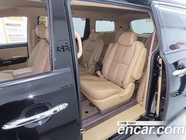 Kia The New Carnival id 2714404 из Кореи 16