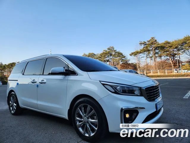 Kia The New Carnival id 2438279 из Кореи 16