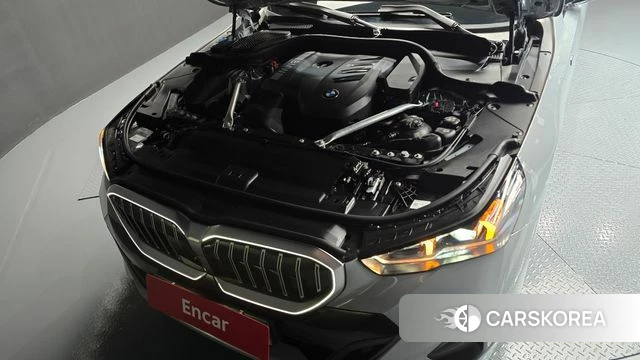 BMW 5 Series (G60) id 4523354 из Кореи 27