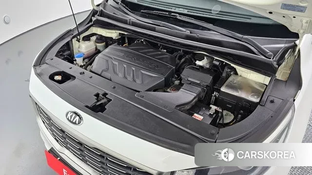 Kia The New Carnival id 3703782 из Кореи 16