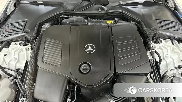 Mercedes-Benz C-Class W206 id 3322001 из Кореи 16