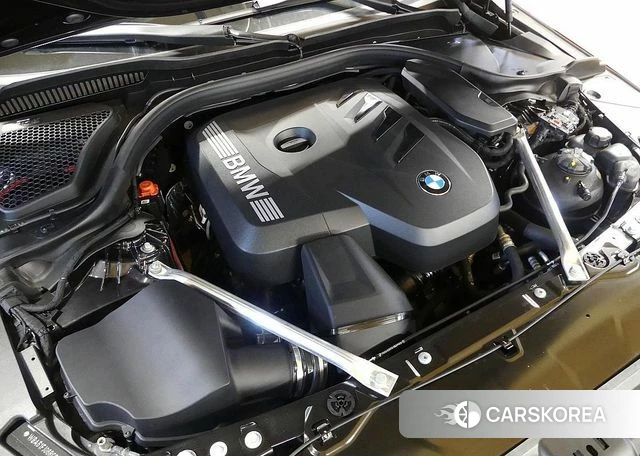 BMW 5 Series (G60) id 4248792 из Кореи 16