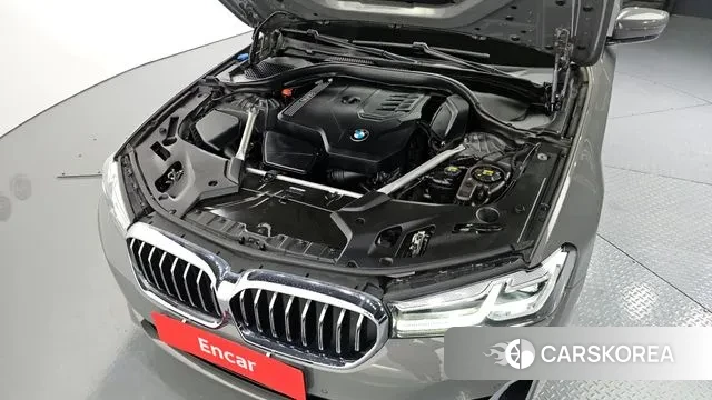 BMW 5 Series (G30) id 3412112 из Кореи 16