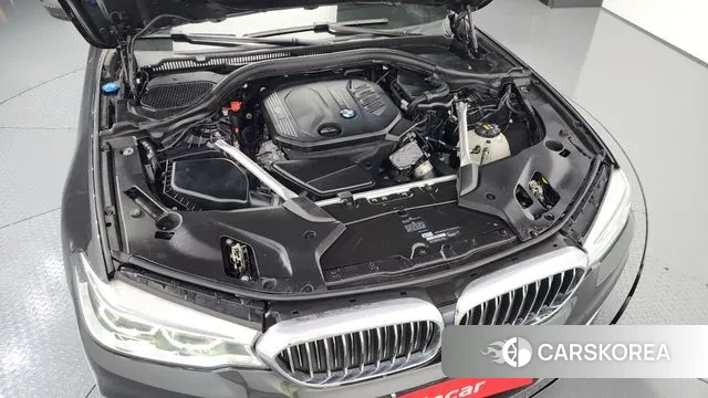 BMW 5 Series (G30) id 3494320 из Кореи 16