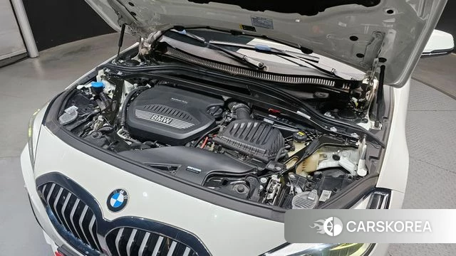 BMW 1 Series (F40) id 4293704 из Кореи 26