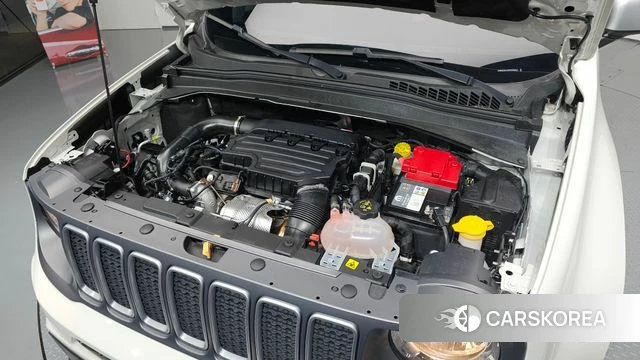 Jeep Renegade id 4592038 из Кореи 28