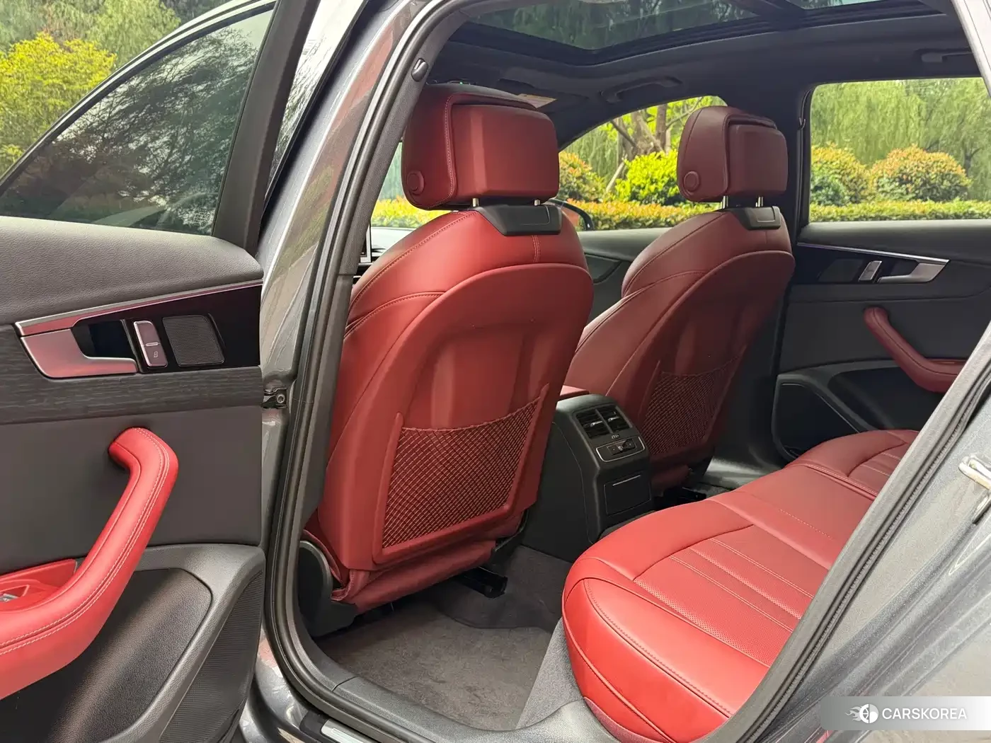 Audi A4L id 4622637 из Китая 13