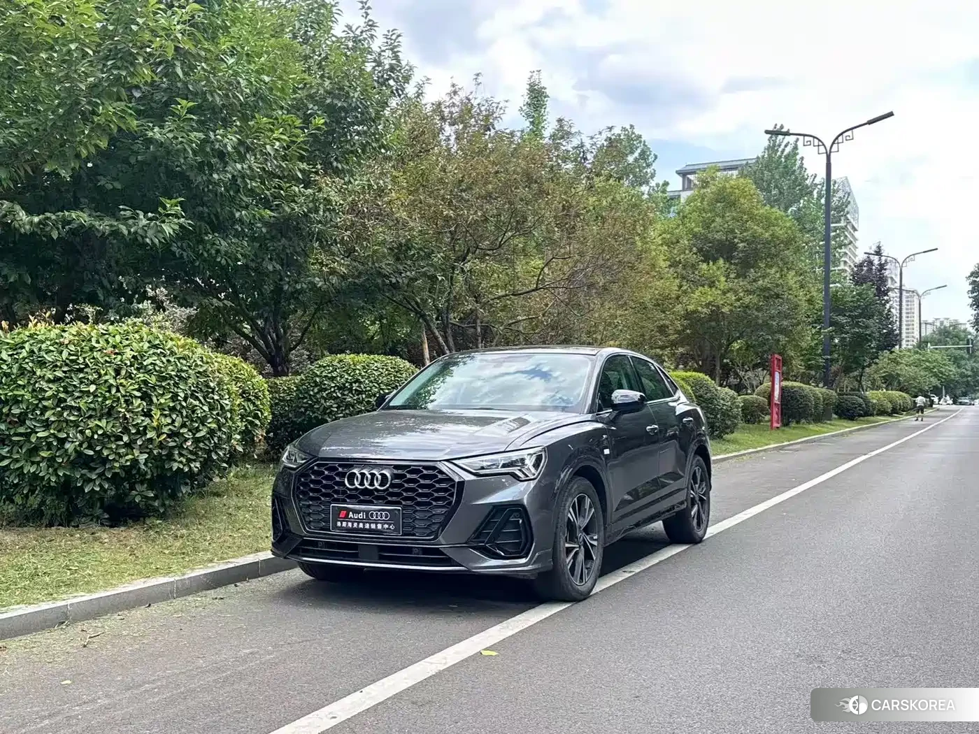 Audi Q3 Sportback 2023 Silver/gray из Китая, фото 6