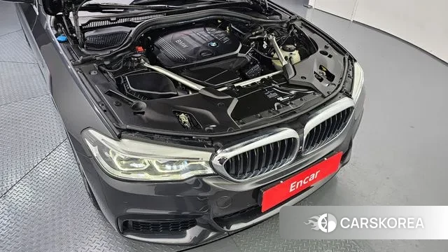 BMW 5 Series (G30) id 3728806 из Кореи 16