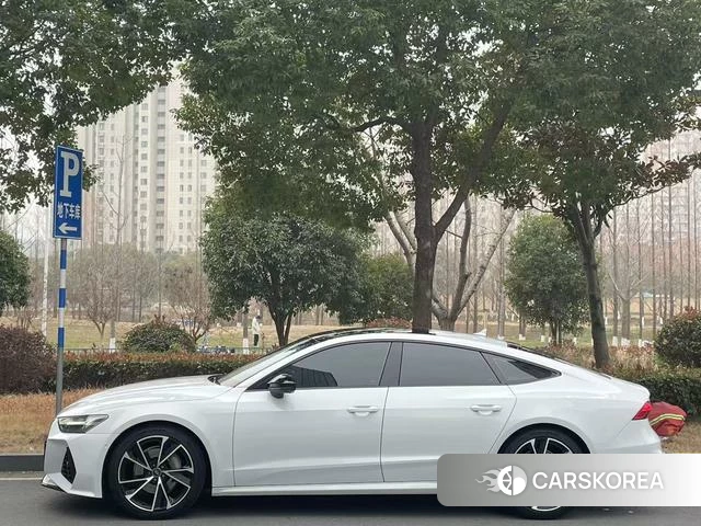 Audi A7 2021 Белый из Китая, фото 6