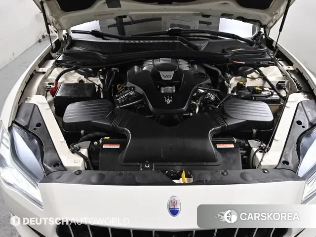 Maserati Quattroporte id 3622463 из Кореи 16