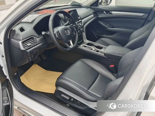 Honda Accord id 4348794 из Китая 8