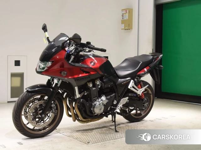 Проданный Honda CB1300SF BOLDOR 2015 из Японии, фото 4
