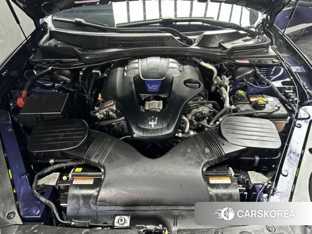 Maserati Quattroporte id 3695000 из Кореи 16