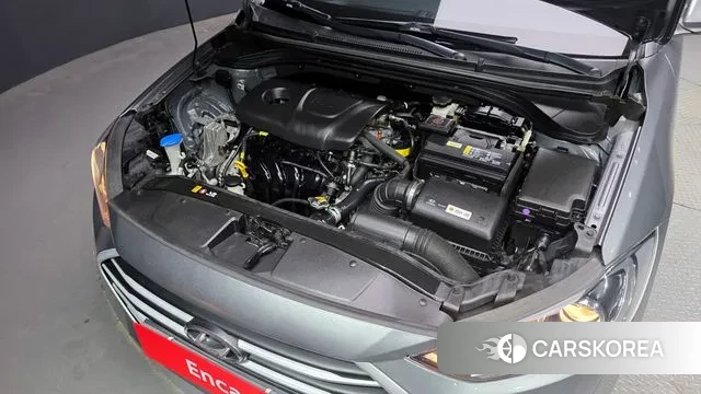 Hyundai Avante AD id 2995658 из Кореи 16