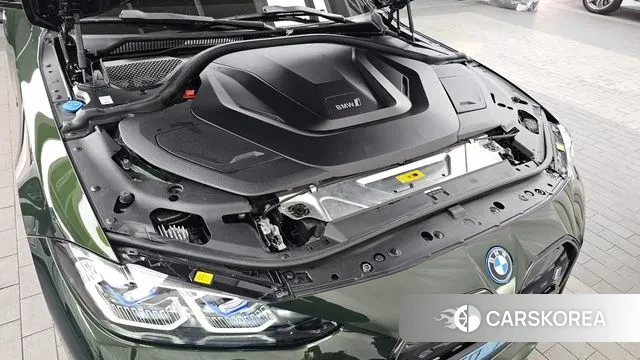 BMW i4 id 3776959 из Кореи 17