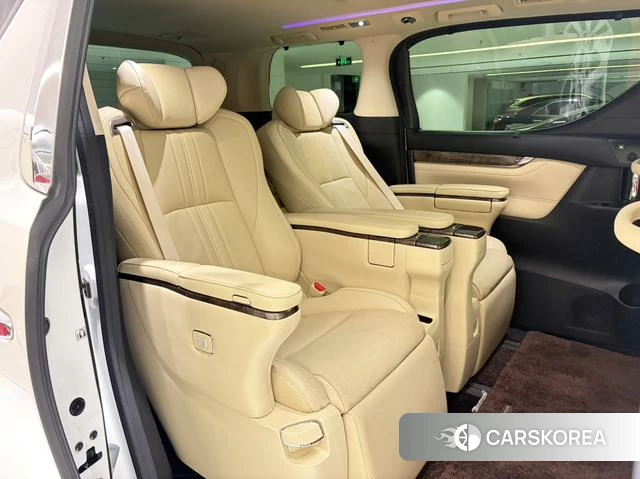 Toyota Elfa id 4353636 из Китая 12