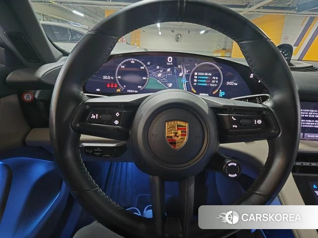 Porsche Taycan id 4293151 из Кореи 9
