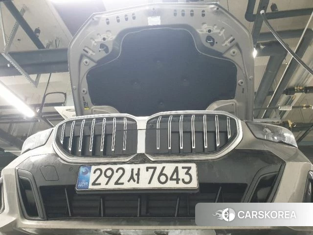 BMW 5 Series (G60) 2025 Серый из Кореи, фото 6