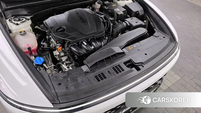 Hyundai Grandeur (GN7) id 3751746 из Кореи 16