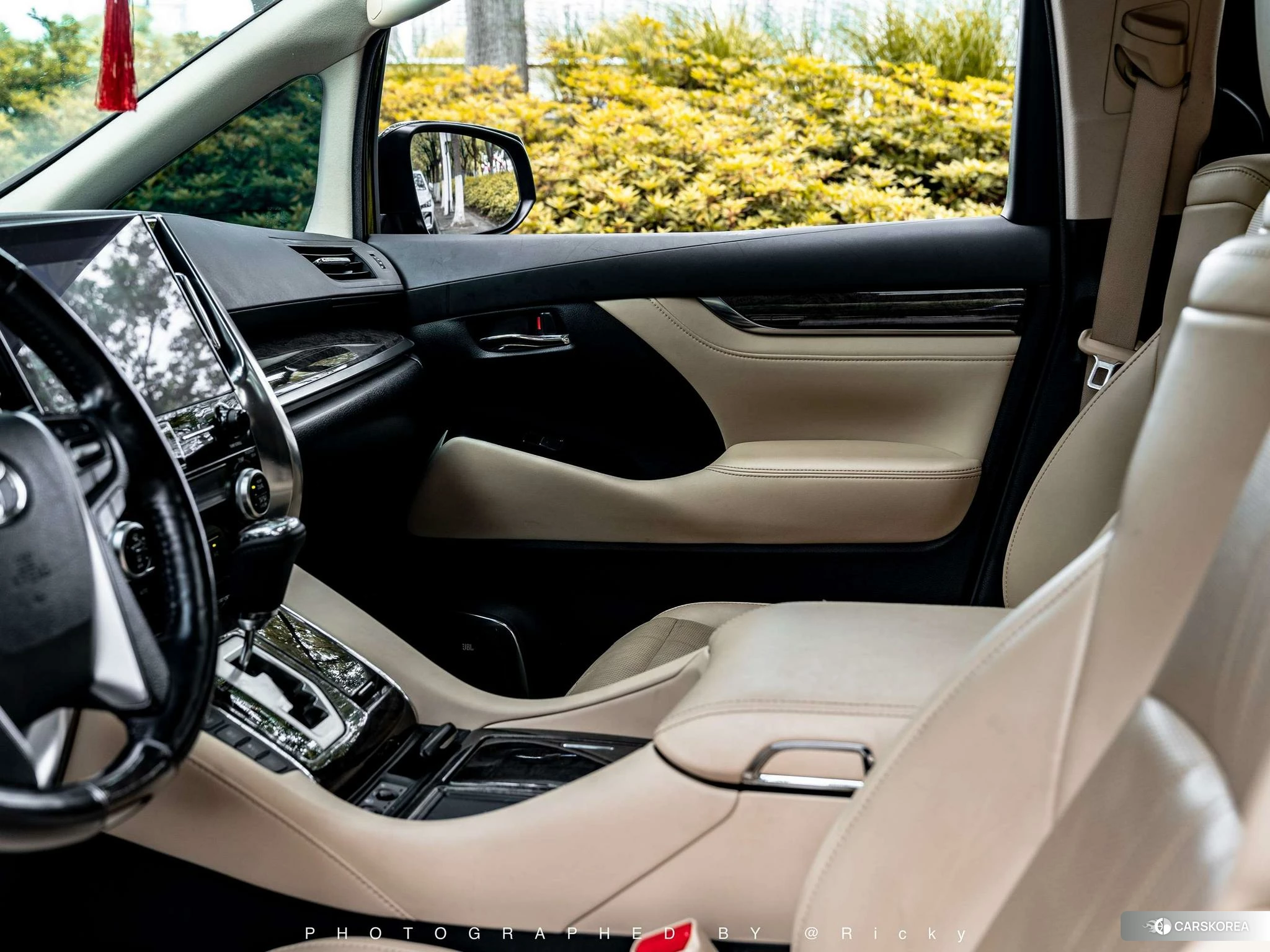 Toyota Alphard id 4461254 из Китая 10