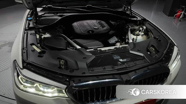 BMW 5 Series (G30) id 4637857 из Кореи 16