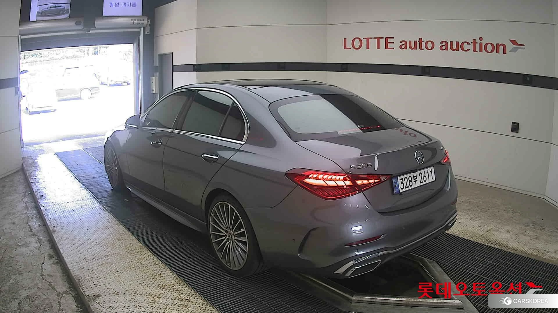 Mercedes-Benz Mercedes-Benz C300 4MATIC id 4498464 из Кореи 33