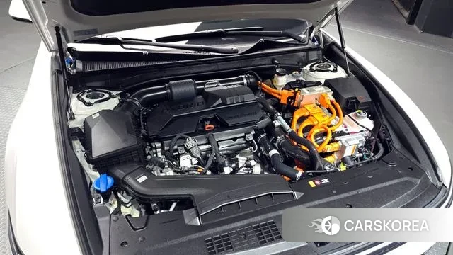 Hyundai Grandeur Hybrid (GN7) id 3246184 из Кореи 16