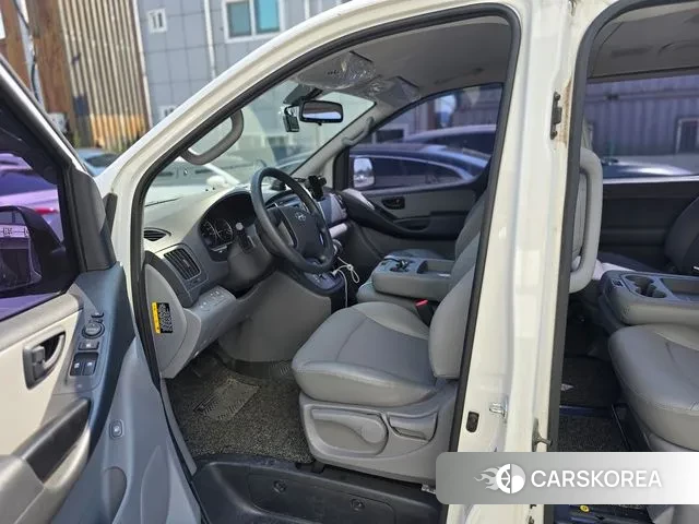 Hyundai The New Grand Starex id 3013685 из Кореи 9