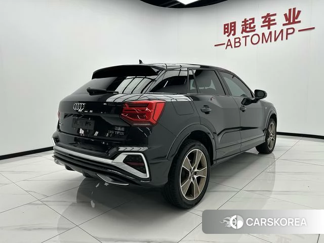 Audi Q2L id 4307530 из Китая 15