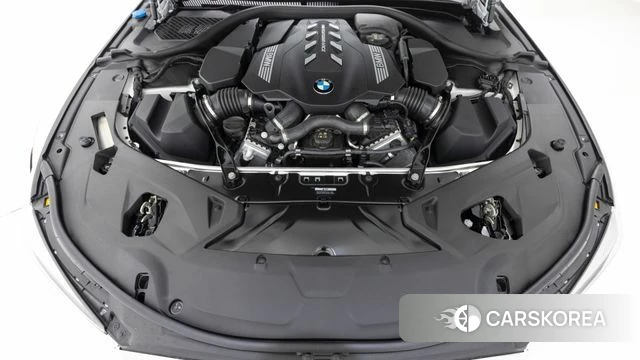 BMW 8 Series (G15) id 4454828 из Кореи 16