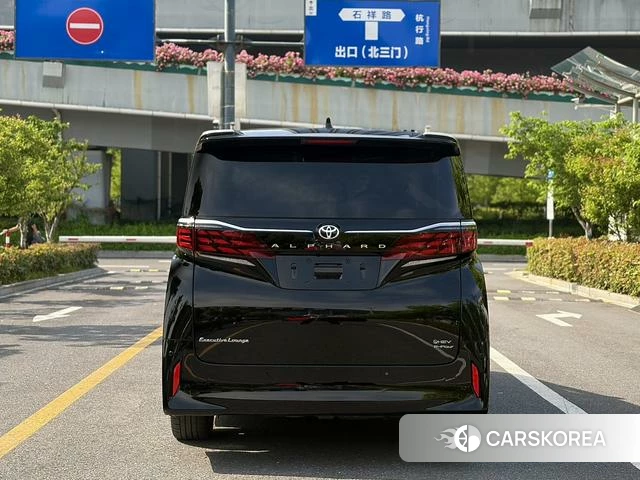Toyota Elfa id 4275878 из Китая 21