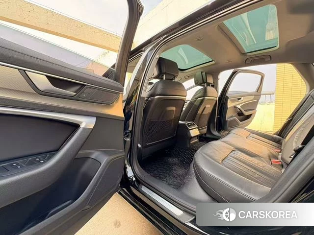 Audi A6L 2021 Черный из Китая, фото 6