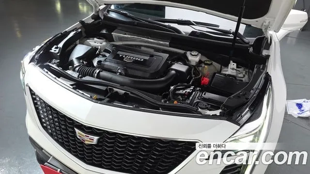 Cadillac XT4 id 2943706 из Кореи 16