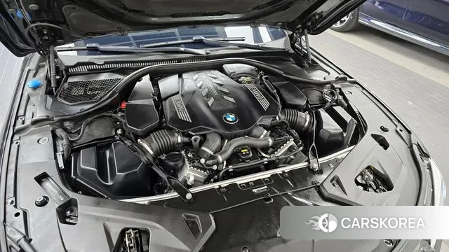 BMW 8 Series (G15) id 3458000 из Кореи 16