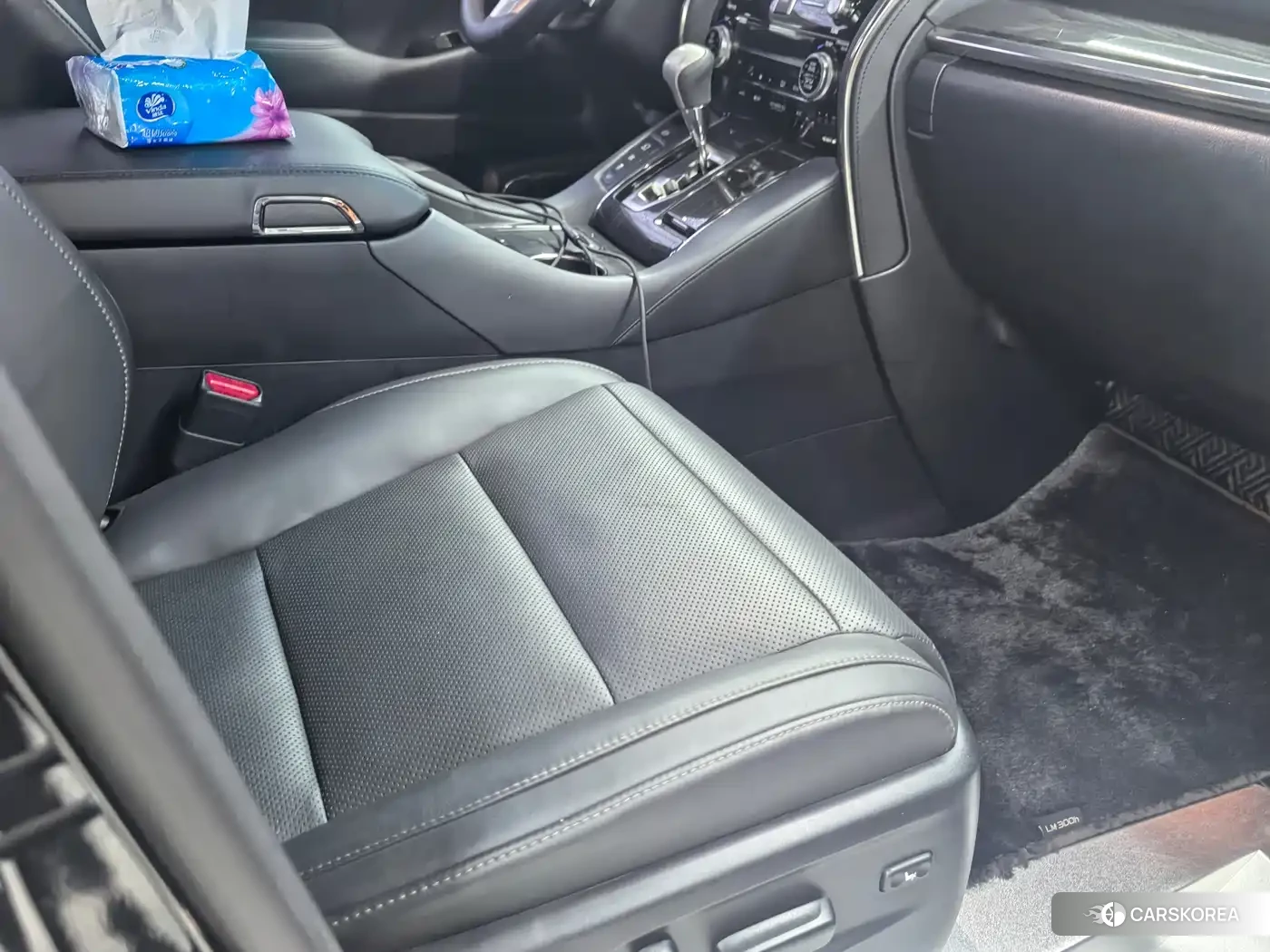 Lexus LM id 4606876 из Китая 7