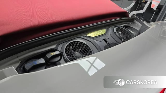 Porsche 911(992) id 3941743 из Кореи 16