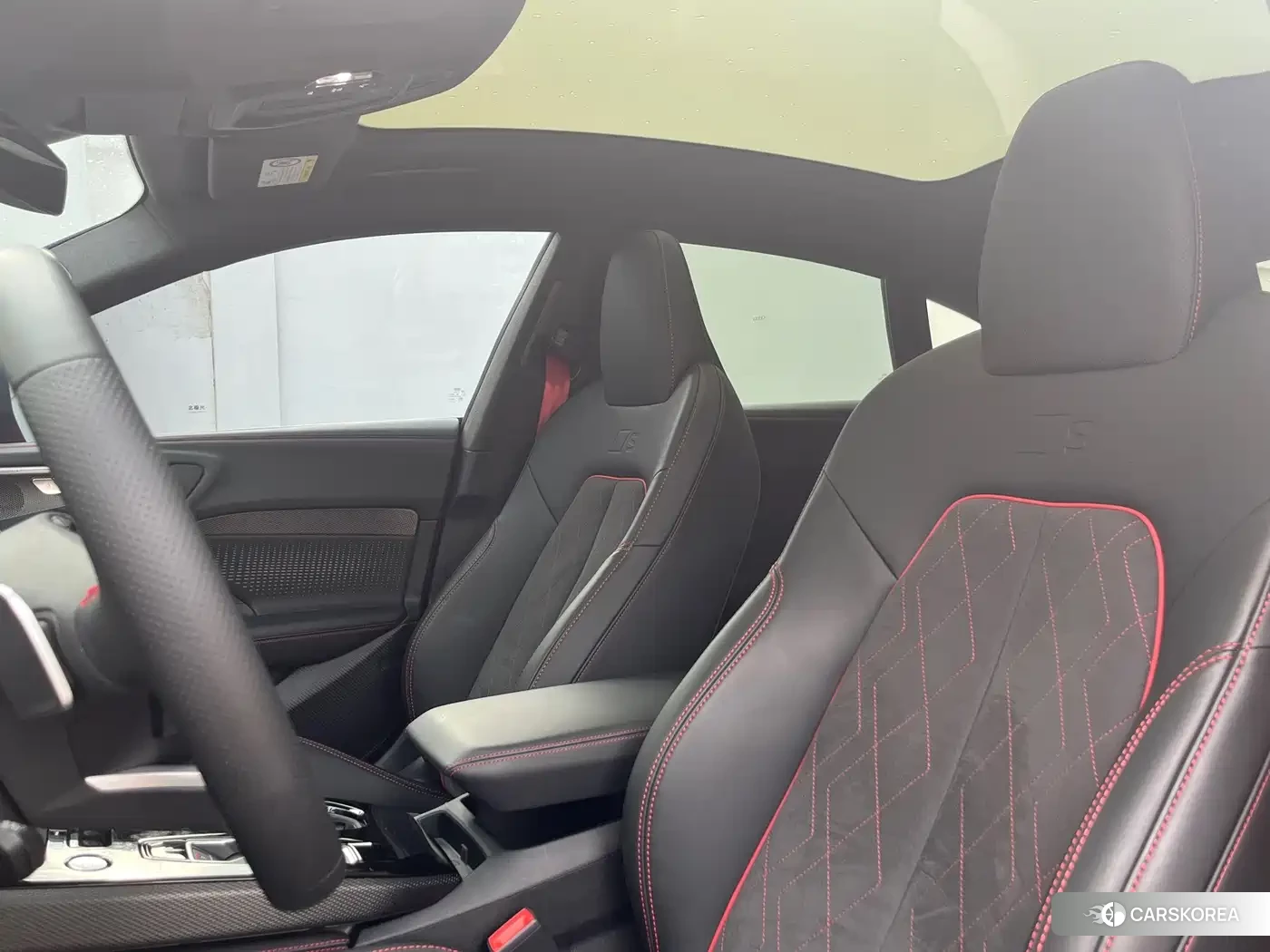 Audi A5L id 4622759 из Китая 14