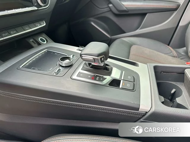 Audi Q5L id 4208864 из Китая 21