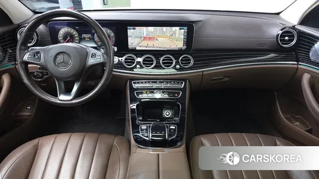 Mercedes-Benz E-Class W213 id 3647403 из Кореи 16