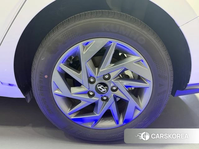 Hyundai The New Avante (CN7) id 4222803 из Кореи 13