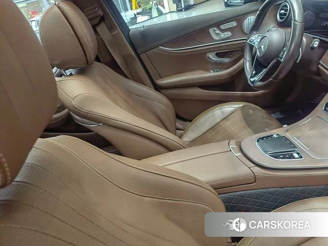 Mercedes-Benz E-class 2022 Черный из Китая, фото 5