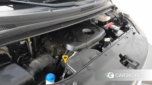 Hyundai The New Grand Starex id 4339455 из Кореи 16