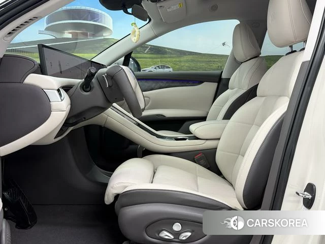Zhiji Automobile Zhiji LS6 2023 Другой из Китая, фото 6