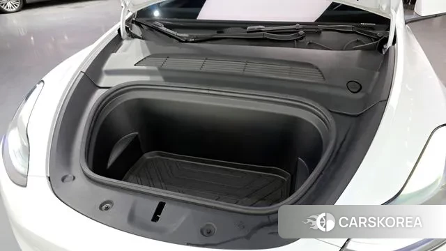 Tesla Model Y id 3467451 из Кореи 16