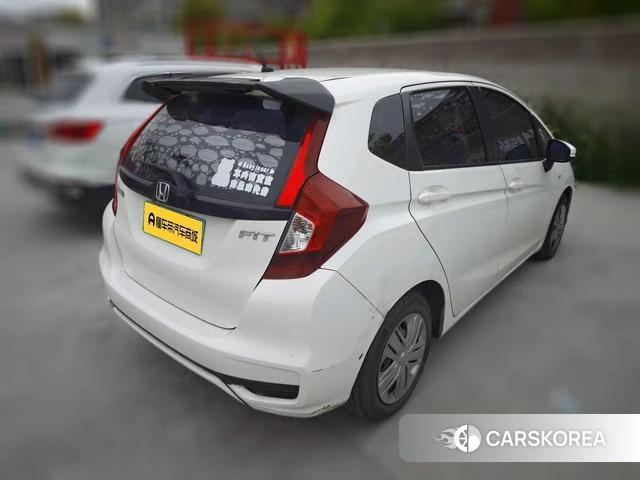 Honda Fit 2019 Белый из Китая, фото 6